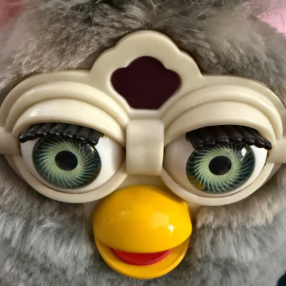 Tiger Electronics Furby Buddies "Done Sleep" Plush Doll Gray 1999 4.5 in Tag - Picture 8 of 9